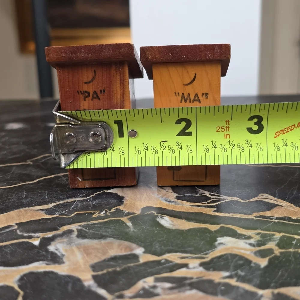 Wood Outhouse Ma & Pa Salt & Pepper Shakers Souvenir Wausau Wisconsin - Picture 6 of 6